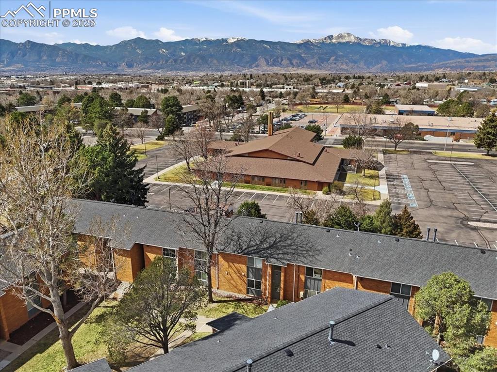 Image 33 of 34: Aerial view.