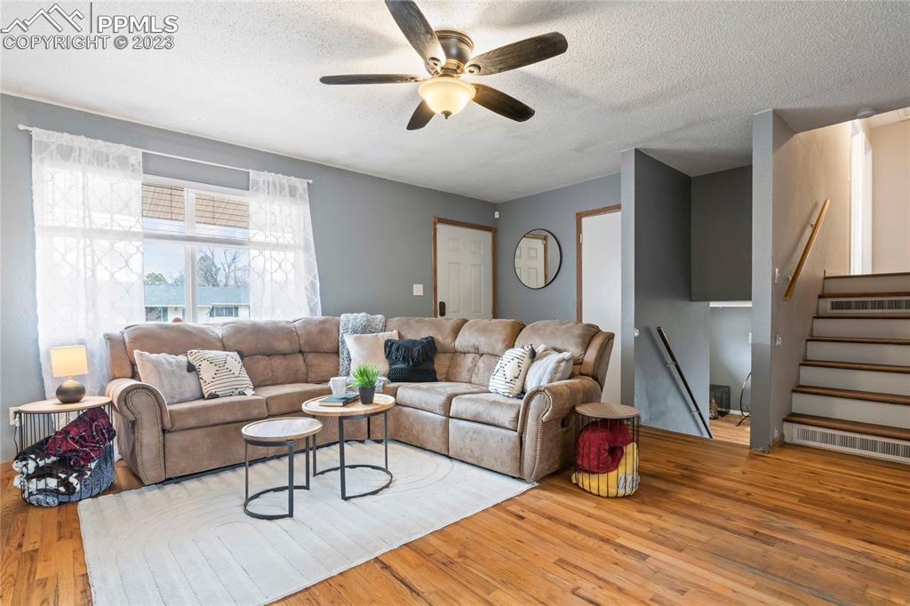 Listing 8786067, Image 2 of 24