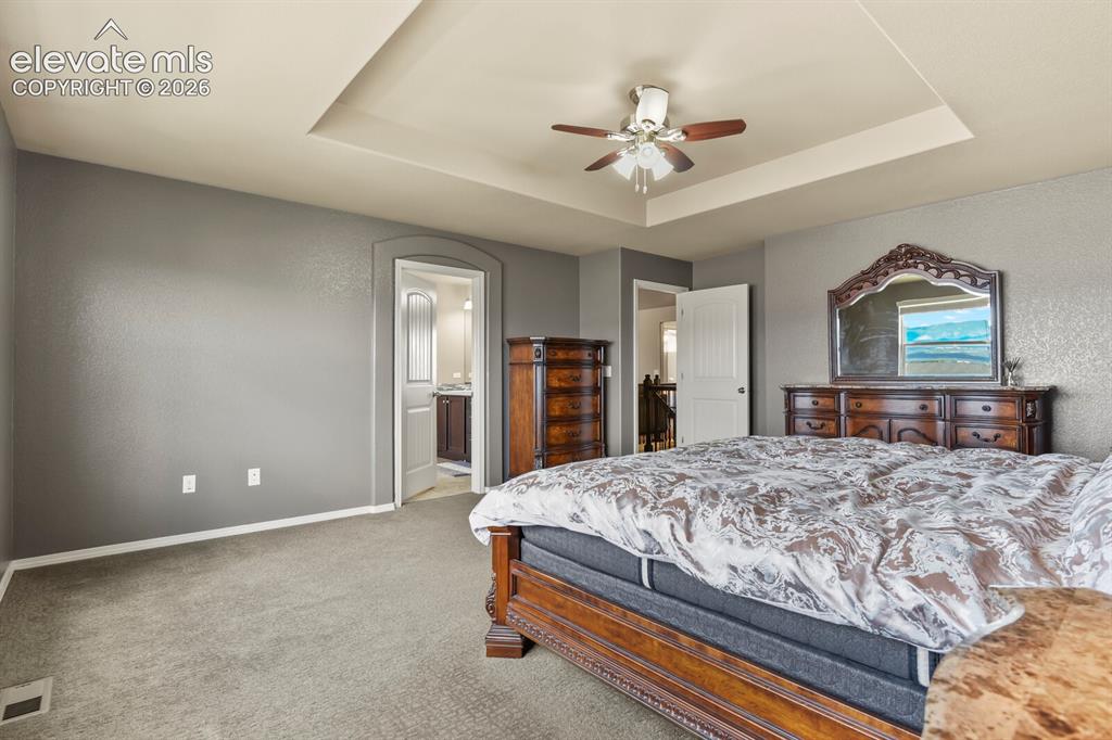 Image 23 of 48: Master Bedroom
