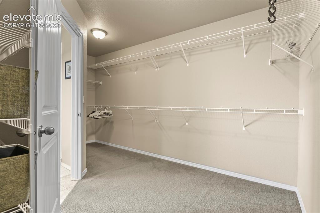 Image 26 of 48: Closet