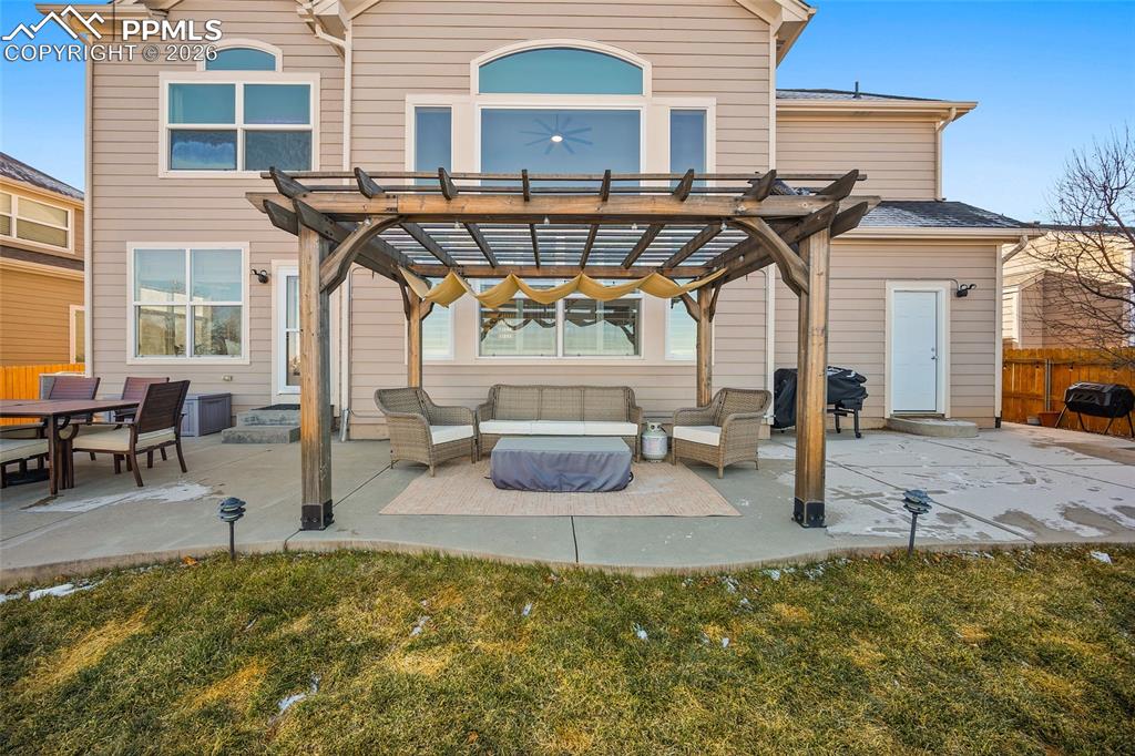 Image 46 of 50: Back of Structure