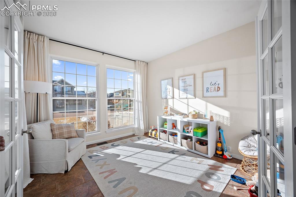 Image 6 of 50: Game Room