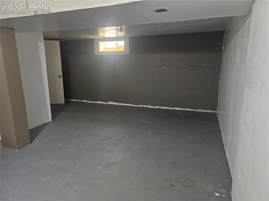 Image 9 of 12: Basement