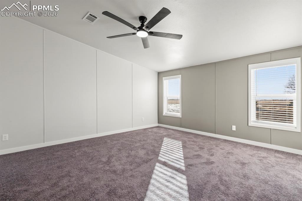 Image 18 of 35: Master Bedroom