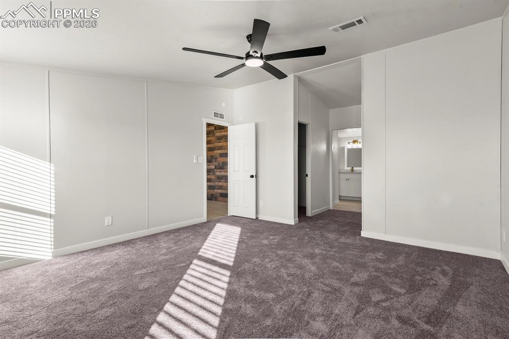 Image 19 of 35: Master Bedroom