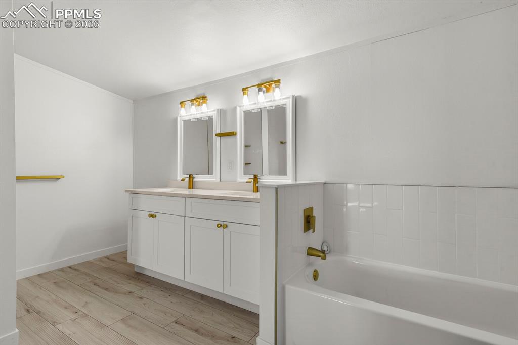 Image 24 of 35: Master Bathroom