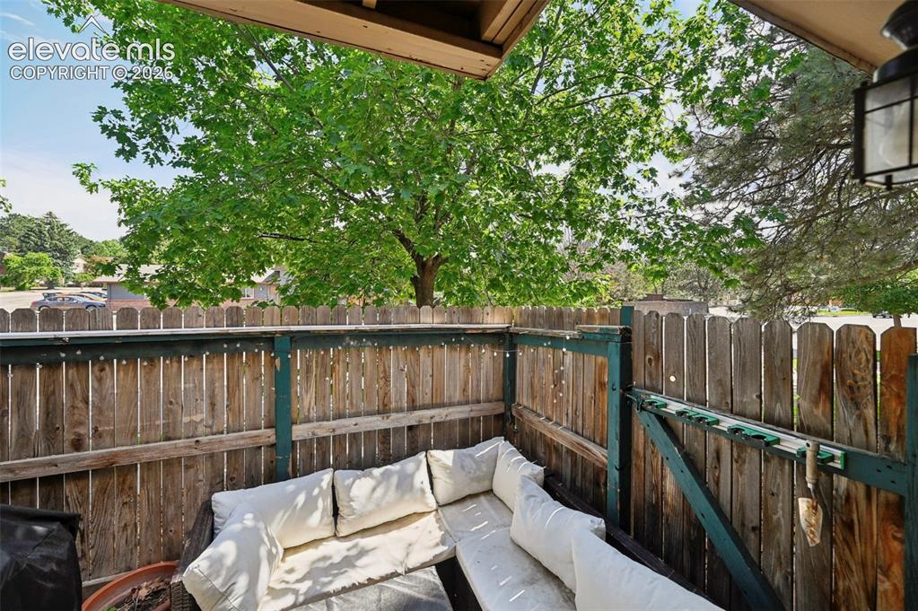 Image 19 of 31: Patio