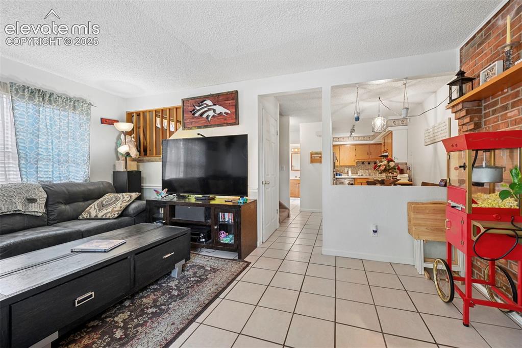 Image 9 of 31: Living Room