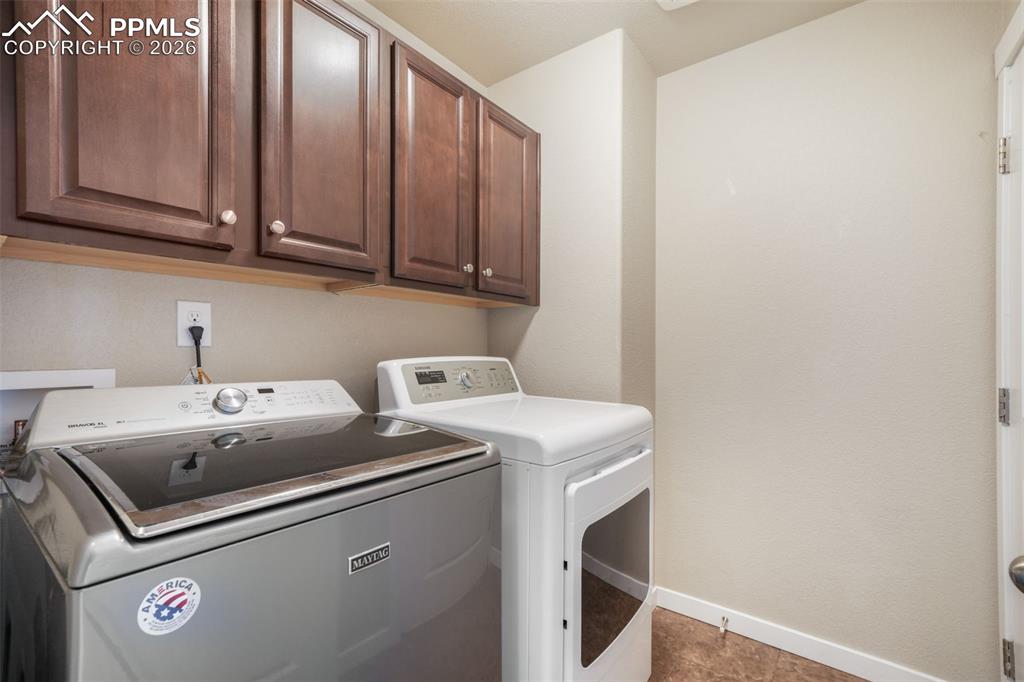 Image 25 of 49: Bathroom