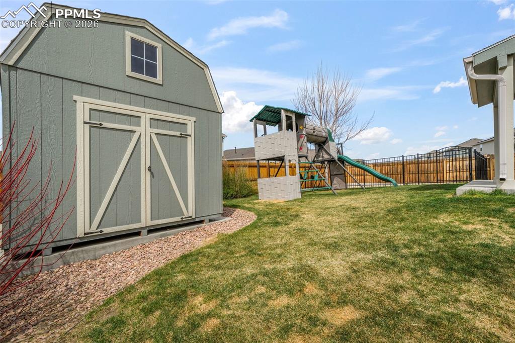 Image 44 of 49: Bathroom