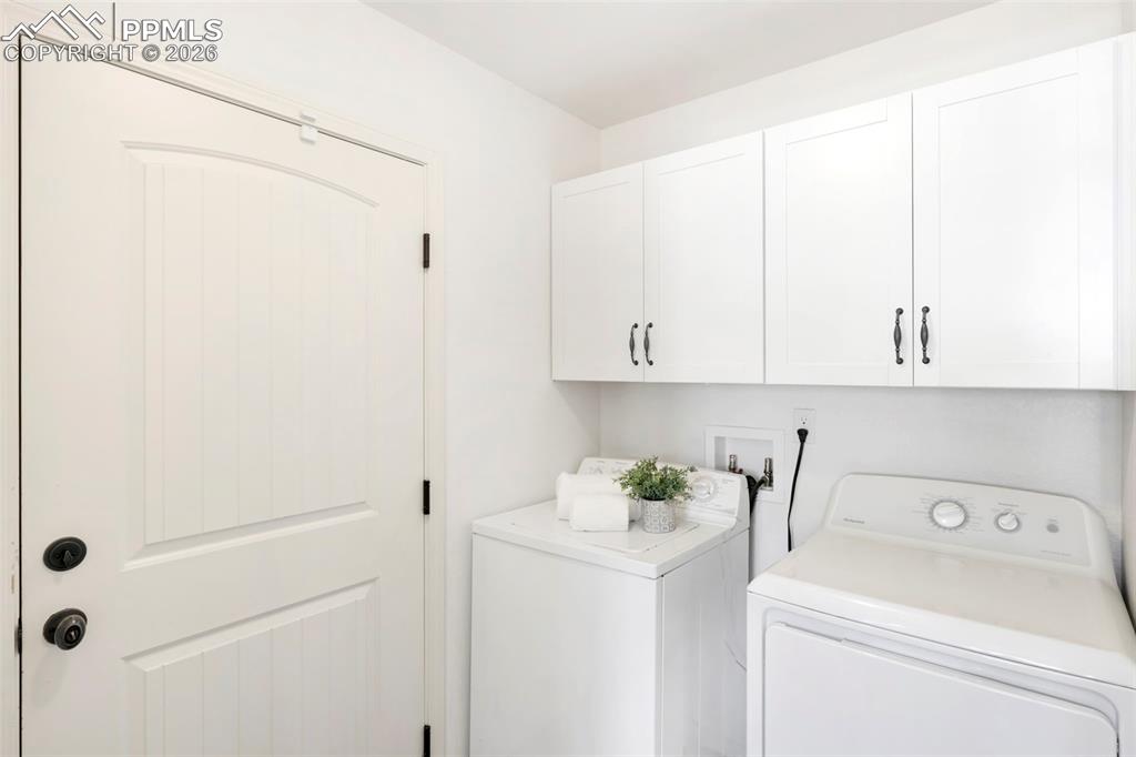 Image 12 of 27: Laundry