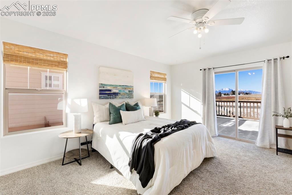 Image 13 of 27: Bedroom