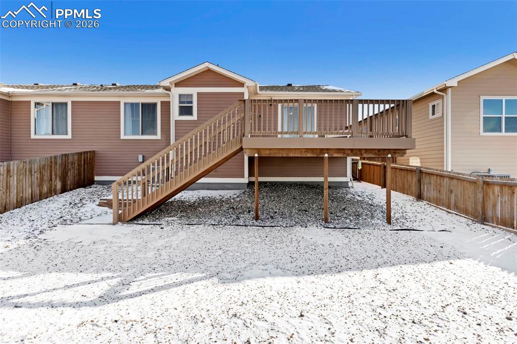 Image 25 of 27: Back of Structure