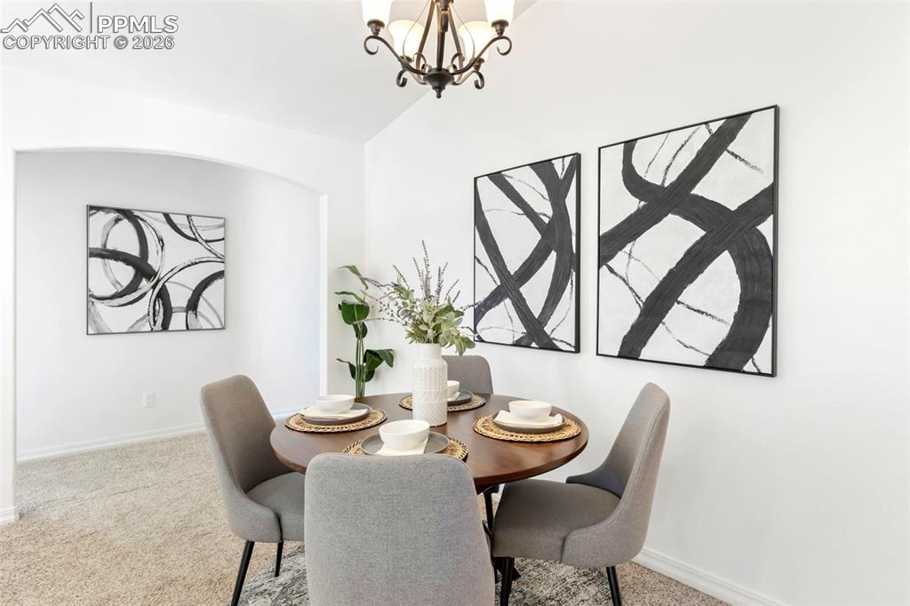 Image 9 of 27: Dining Area