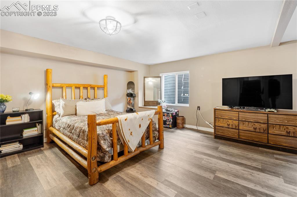 Listing 8798635, Image 17 of 49