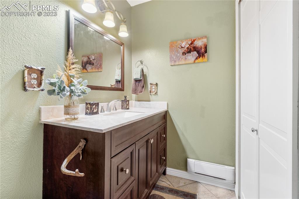 Listing 8798635, Image 22 of 49