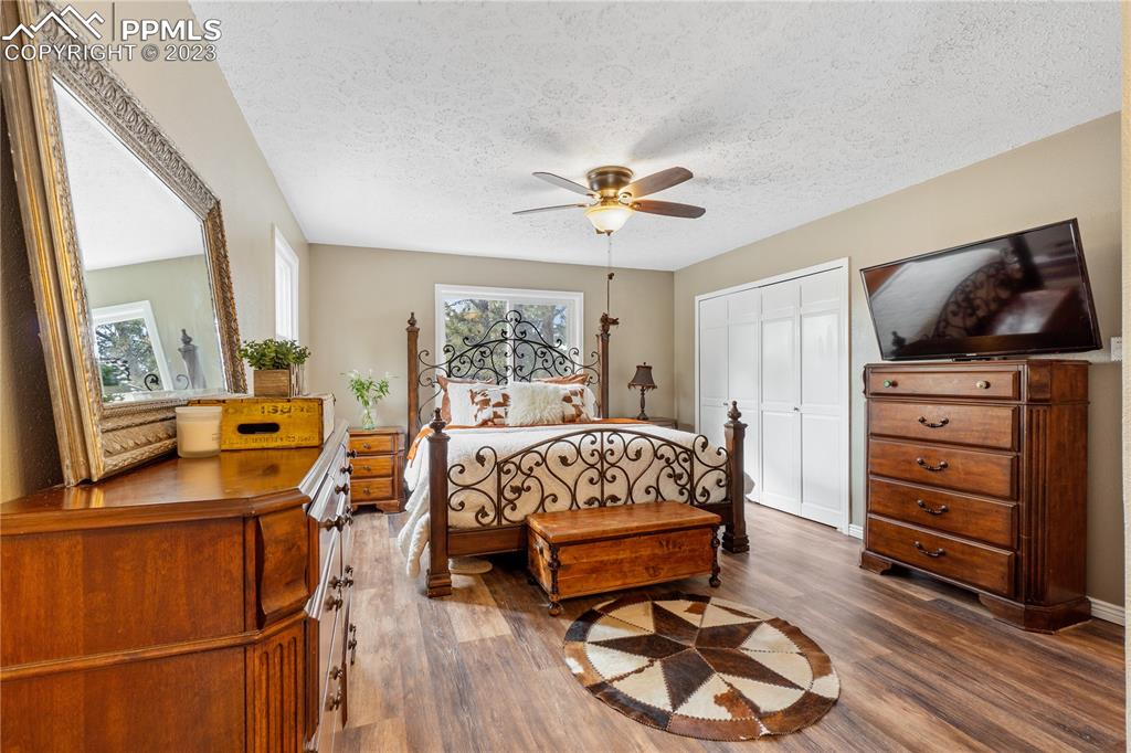 Listing 8798635, Image 27 of 49