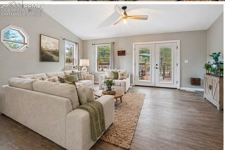 Image 16 of 25: Virtually Staged