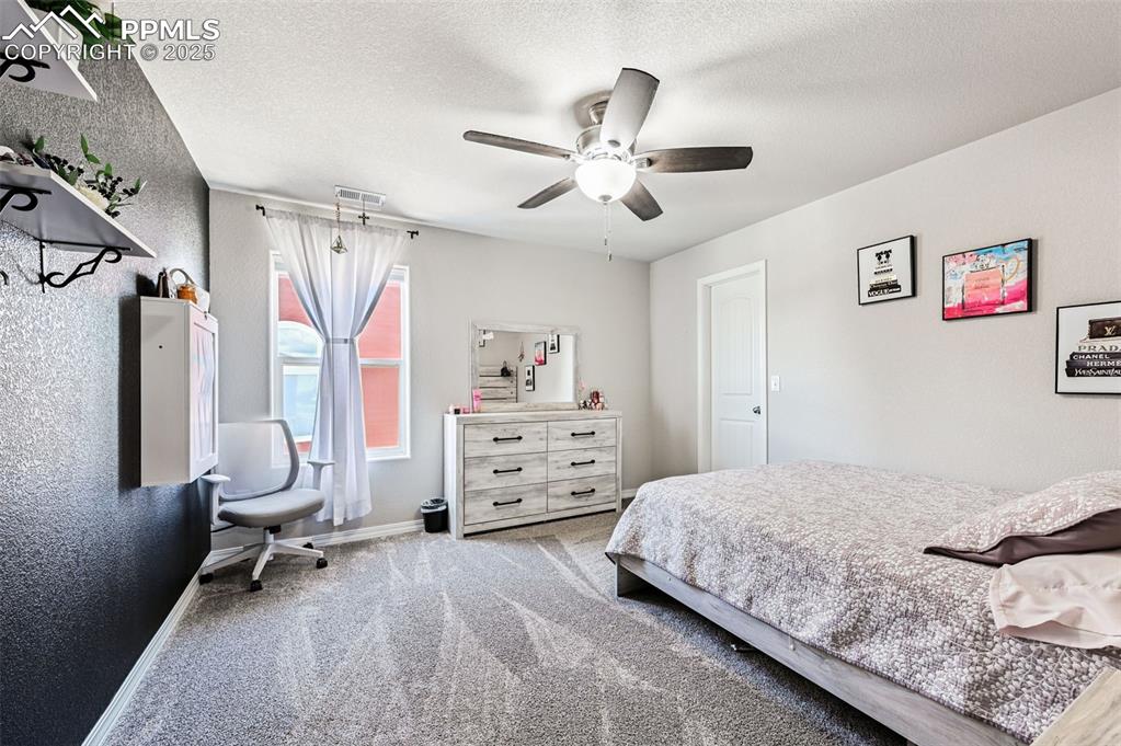 Image 23 of 49: Bedroom