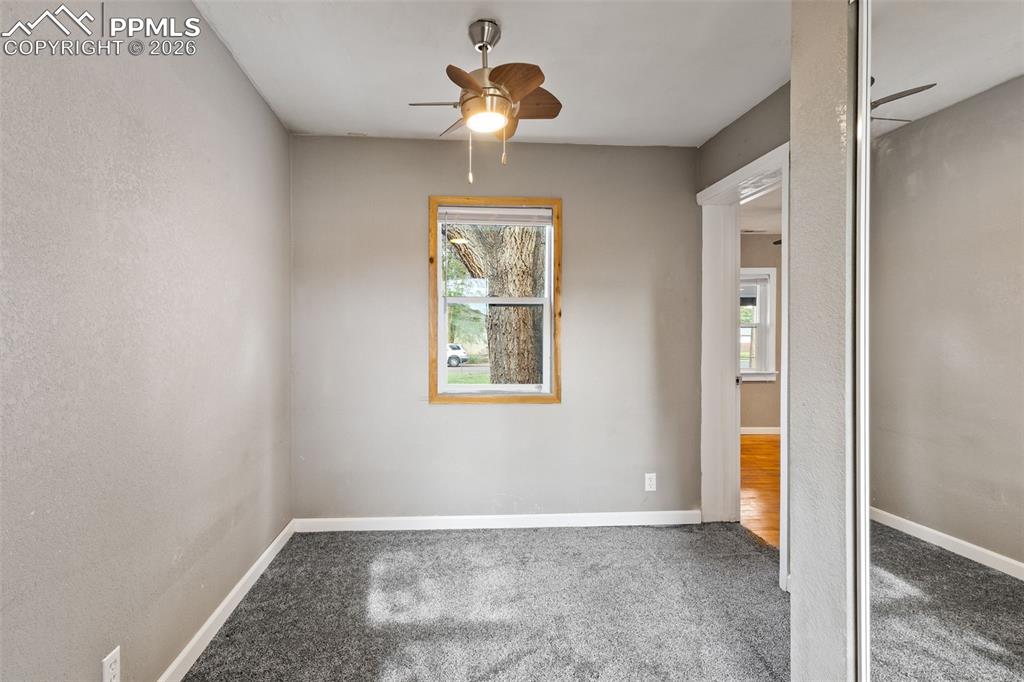 Image 13 of 29: Bedroom