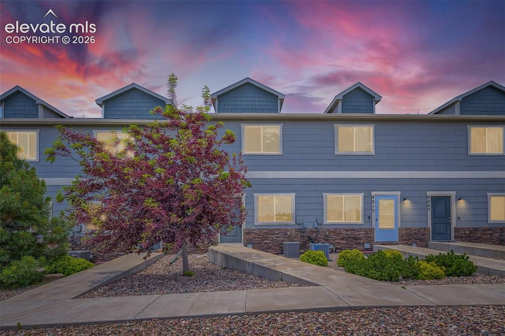 Image 1 of 25: Front house