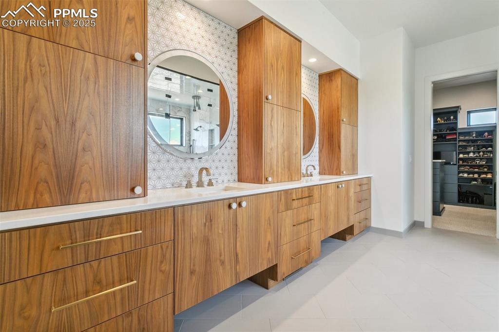 Image 26 of 50: Stunning hand crafted tile 
