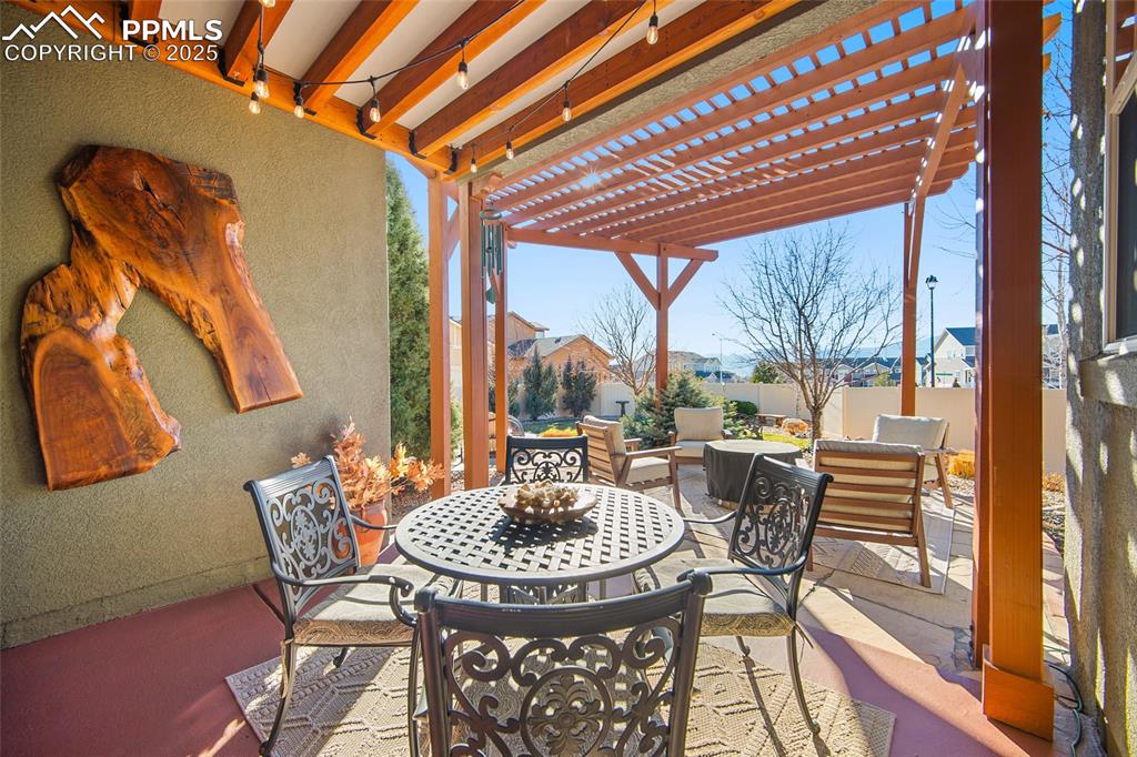 Image 39 of 45: Patio