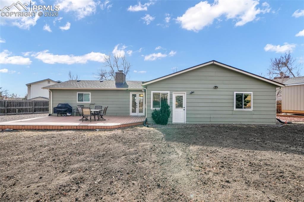 Image 46 of 50: Back of Structure