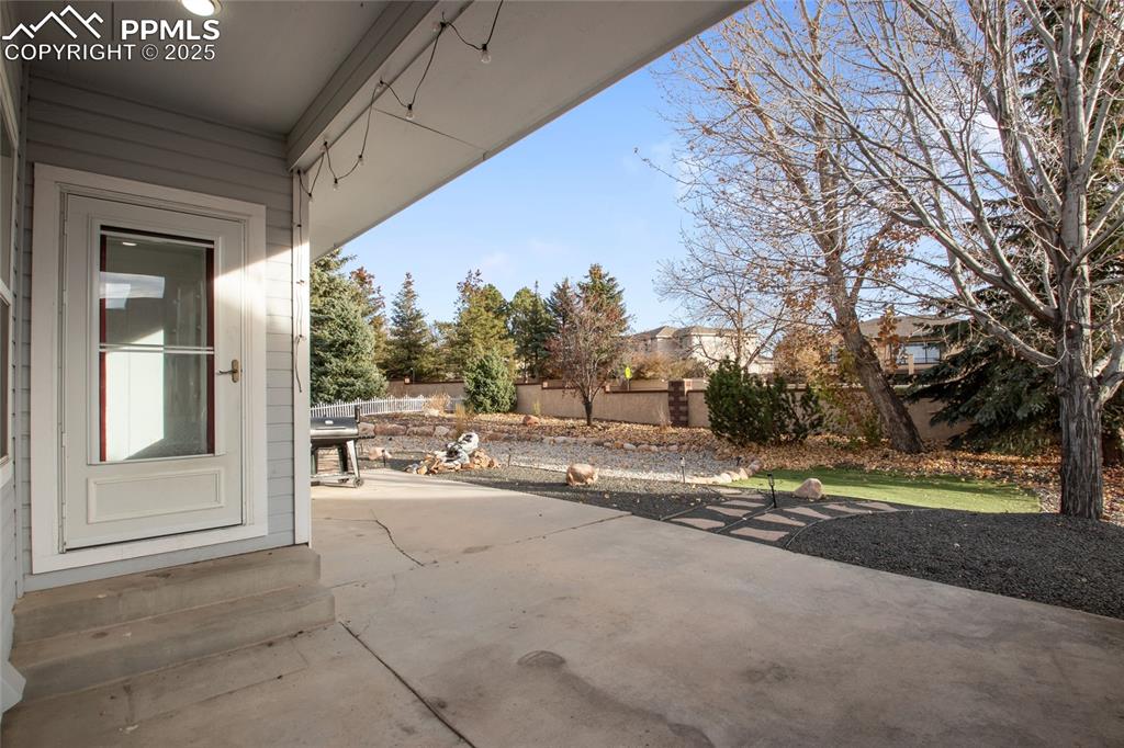 Image 41 of 45: Patio