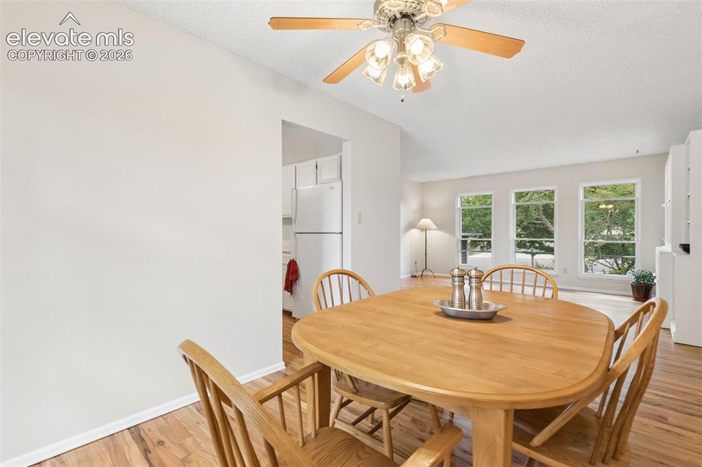 Image 17 of 48: Plenty of room to expand for large family dinners