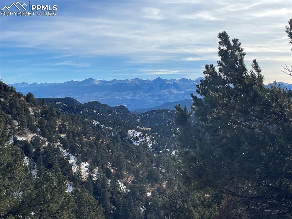 Image 4 of 14: View of mountain backdrop