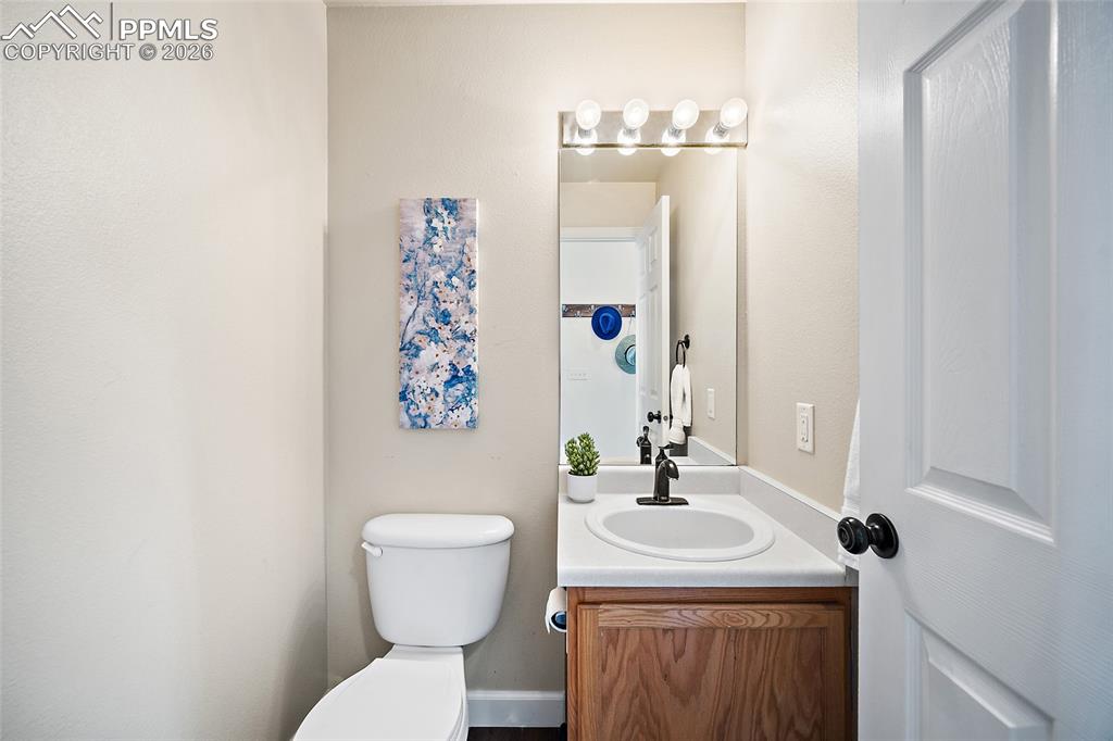 Image 13 of 41: Bathroom