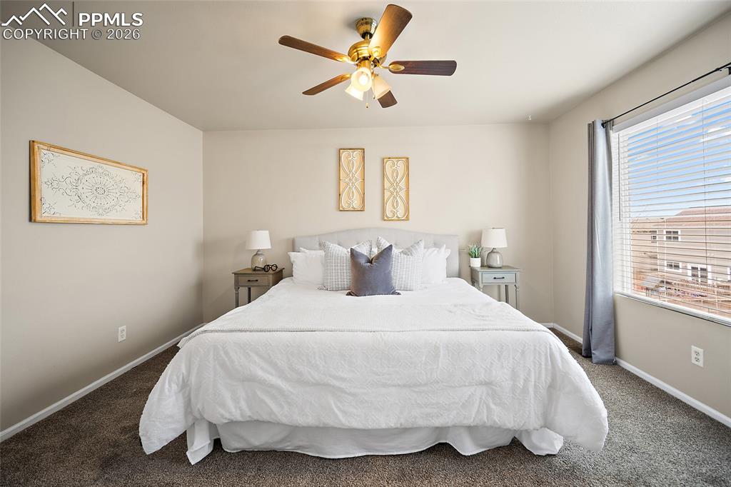 Image 19 of 41: Bedroom