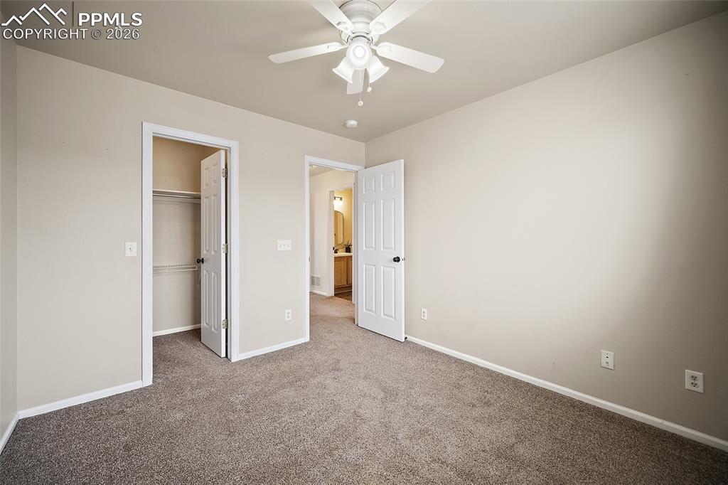 Image 27 of 41: Bedroom