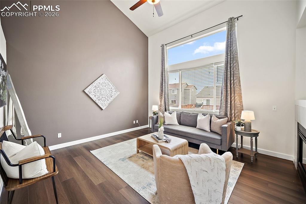 Image 3 of 41: Living Room