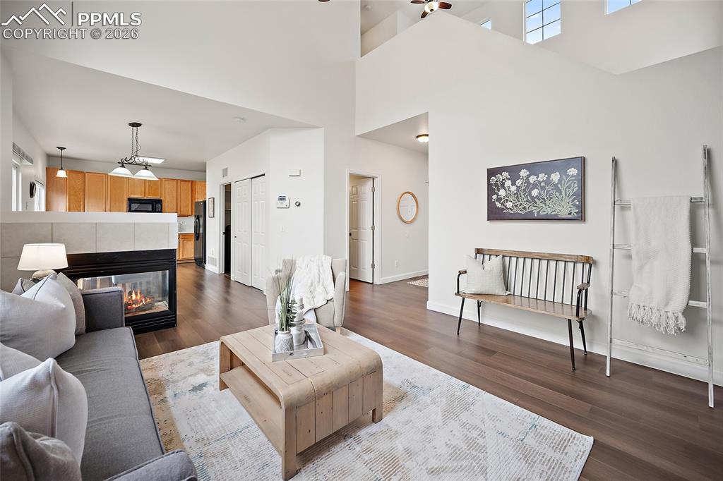 Image 4 of 41: Living Room