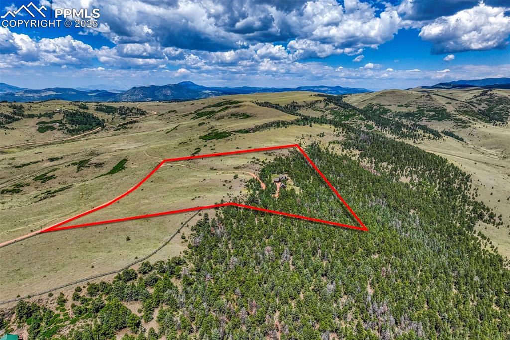 Image 6 of 49: Property Lines are approximate and not a survey