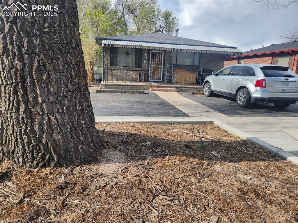 Image 17 of 22: View of front of home