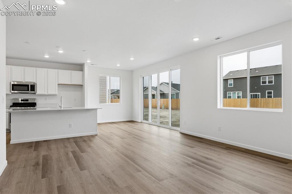 Image 7 of 22: No Description Available