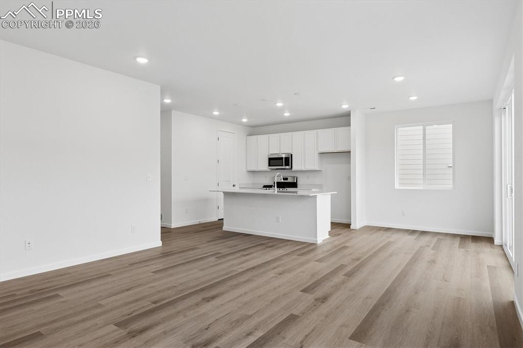 Image 8 of 22: No Description Available