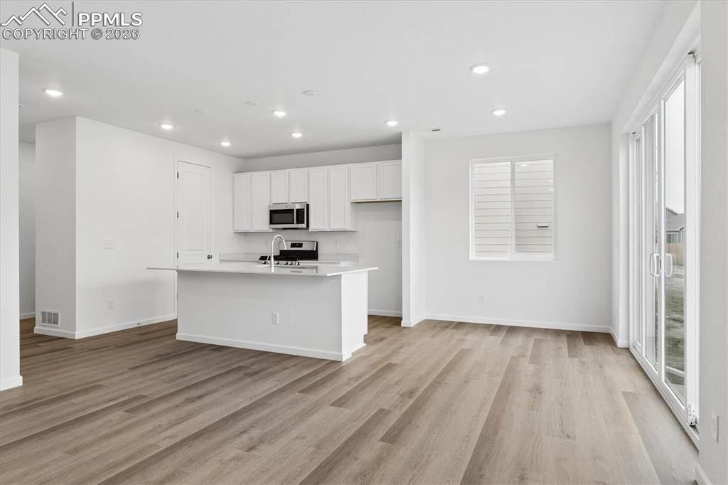 Image 9 of 22: No Description Available