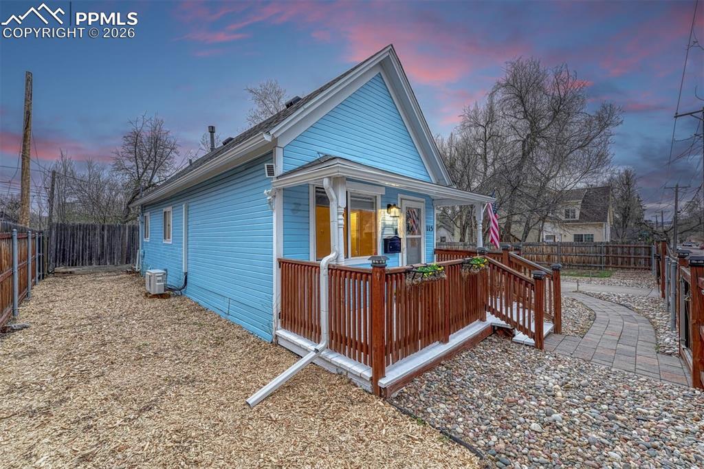 Image 21 of 30: Spacious backyard with room to garden or entertain