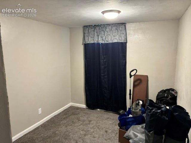 Image 13 of 16: Bedroom