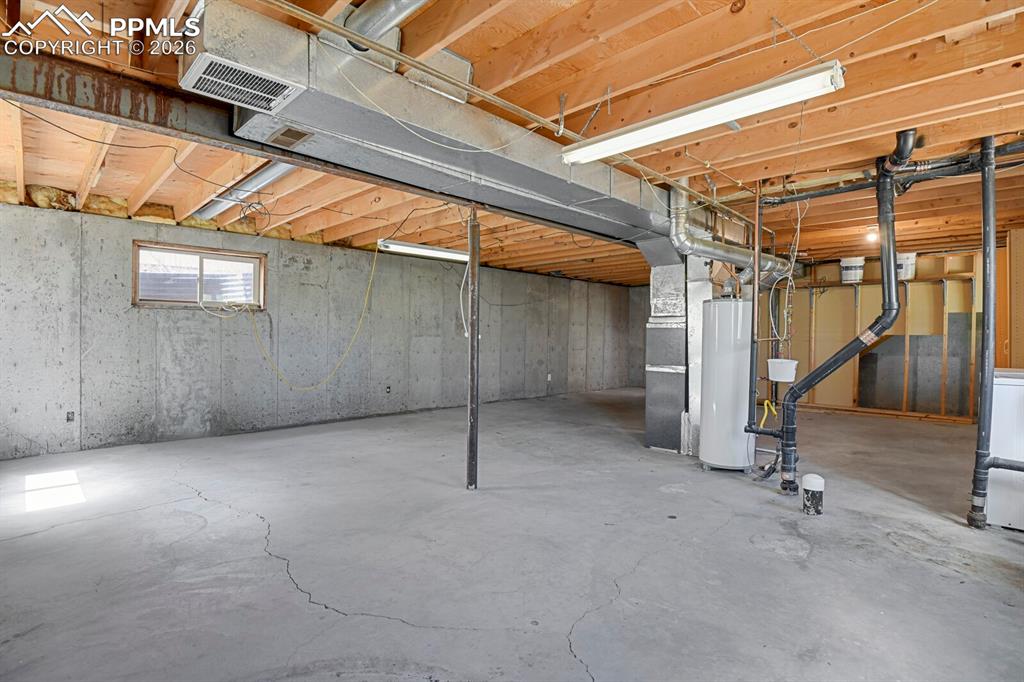 Image 22 of 31: Basement