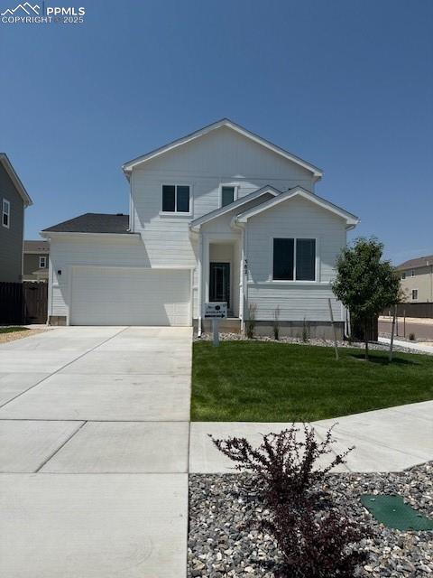 Caption: View of front facade with driveway