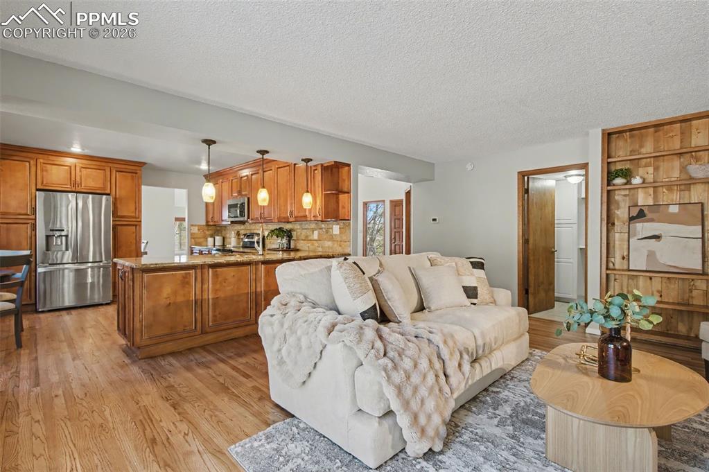Image 15 of 49: Living Room