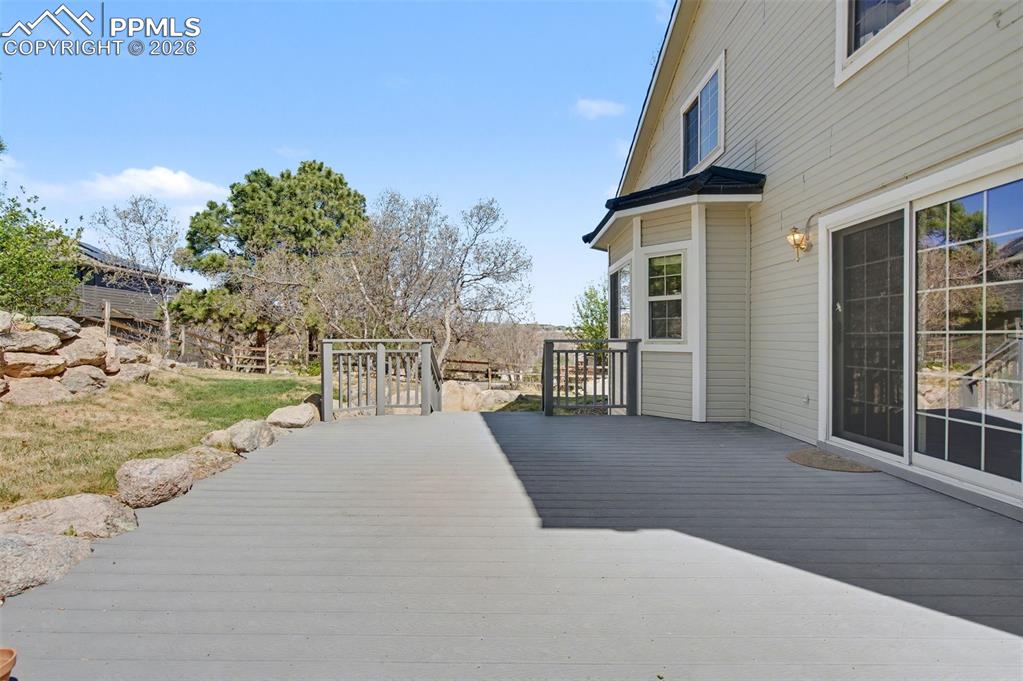 Image 41 of 49: Deck