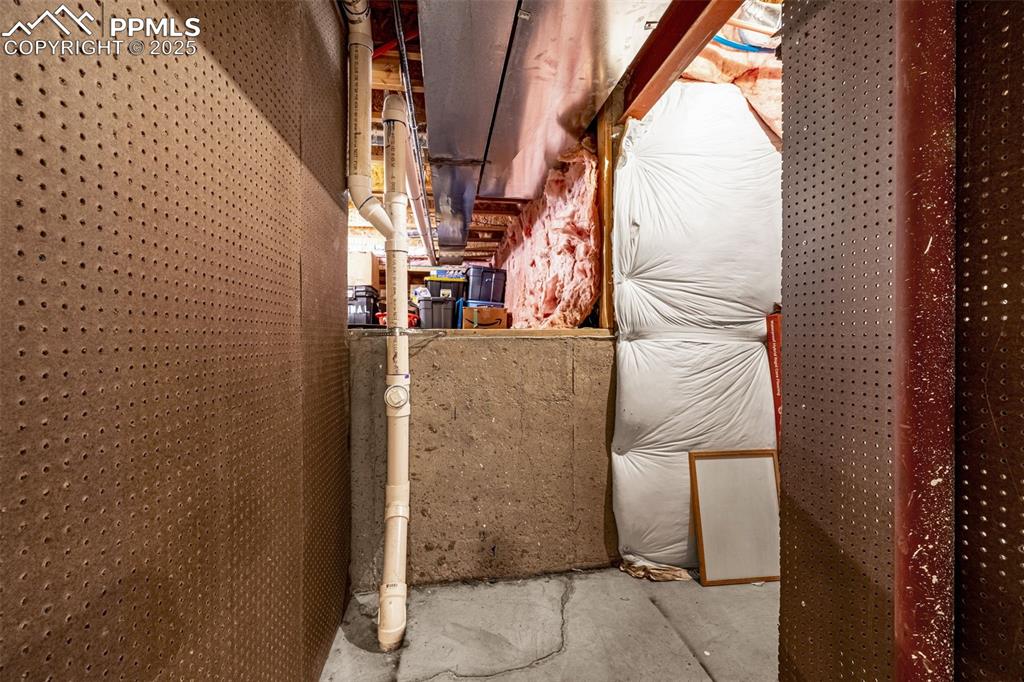 Image 23 of 46: Basement