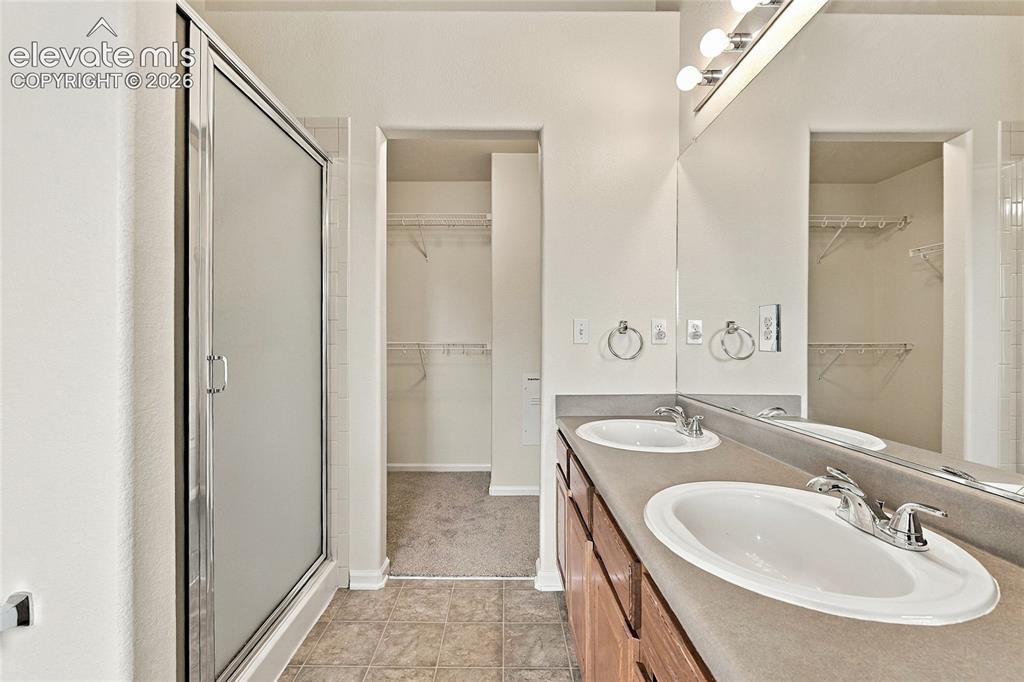 Image 22 of 36: Master Bathroom
