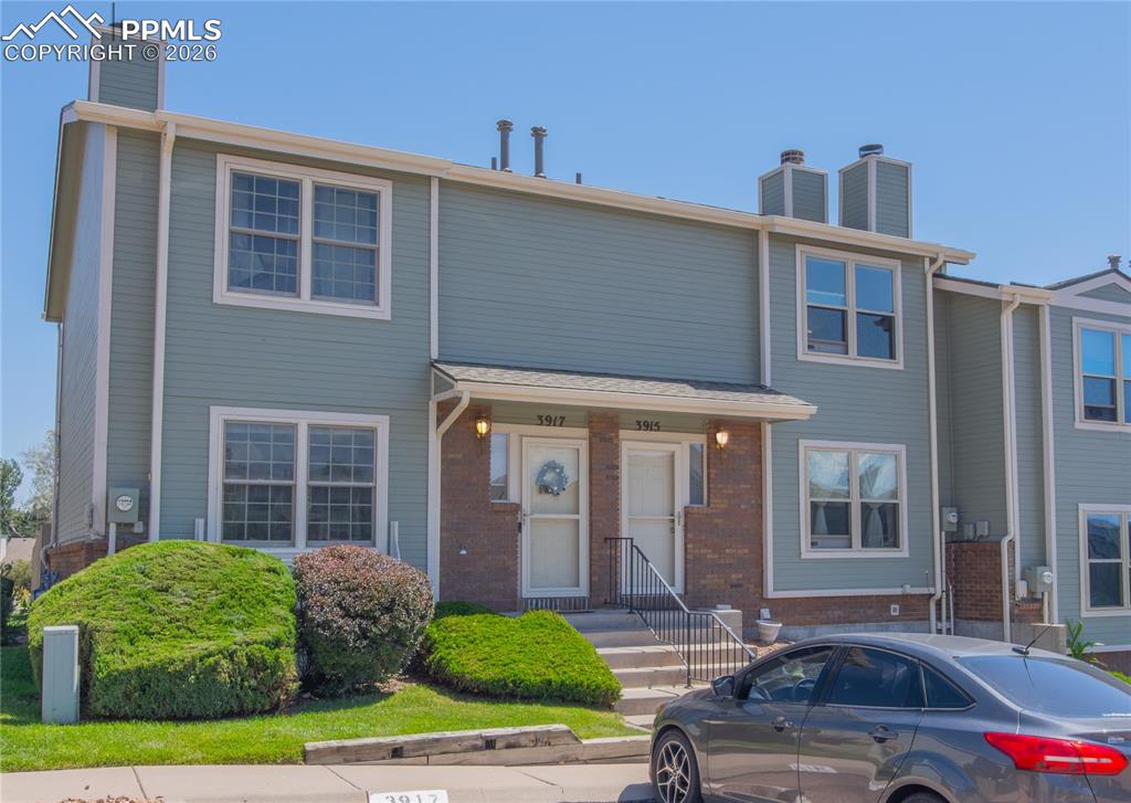 Image 3 of 33: Front of Structure